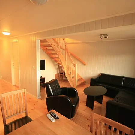 Sarnes Seaside بيت للعطل