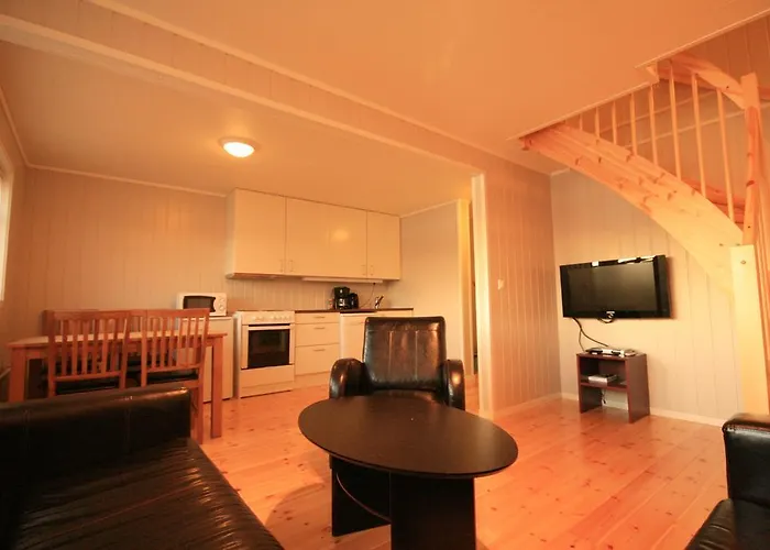 Semesterbostad Sarnes Seaside
