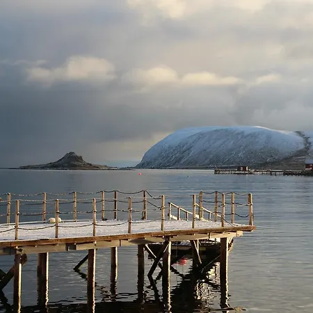 Sarnes Seaside بيت للعطل Honningsvåg